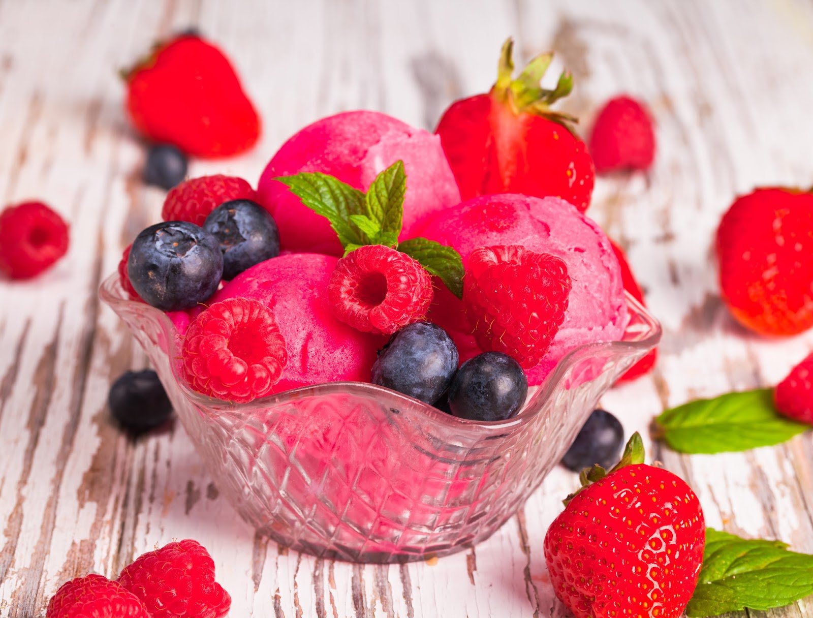 fruit frozen yoghurt